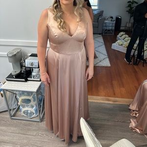 COPY - GALINA SIGNATURE David’s bridal sand bridesmaid dress
STYLE# GS290020